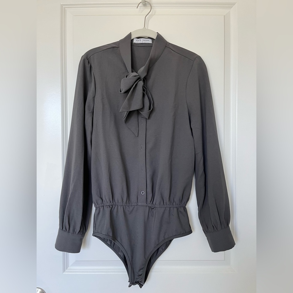 Kate Kasin grey long-sleeve blouse bodysuit size S